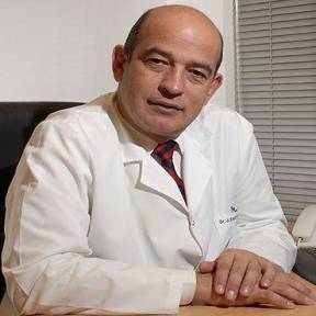 Dr. Juan Sánchez Pulgar